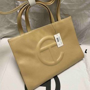 🦄Telfar🦄 Medium Cream Shopping Shoulder Bag